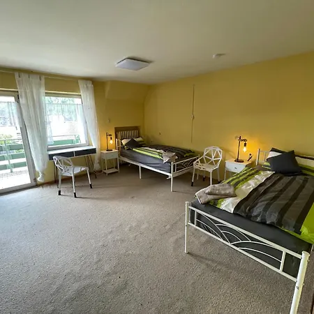 Apartmán Monteurwohnung, 4 Schlafzimmer